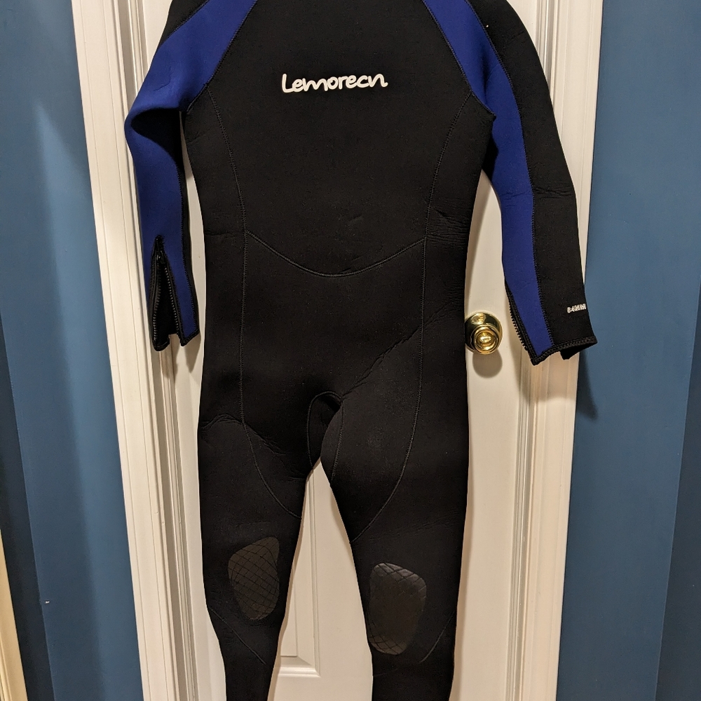 Lemorecn 5/4mm surfing diving wetsuit sz M